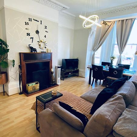 Ann Apartments Opposite The Pier With Sea View Portsmouth Ngoại thất bức ảnh