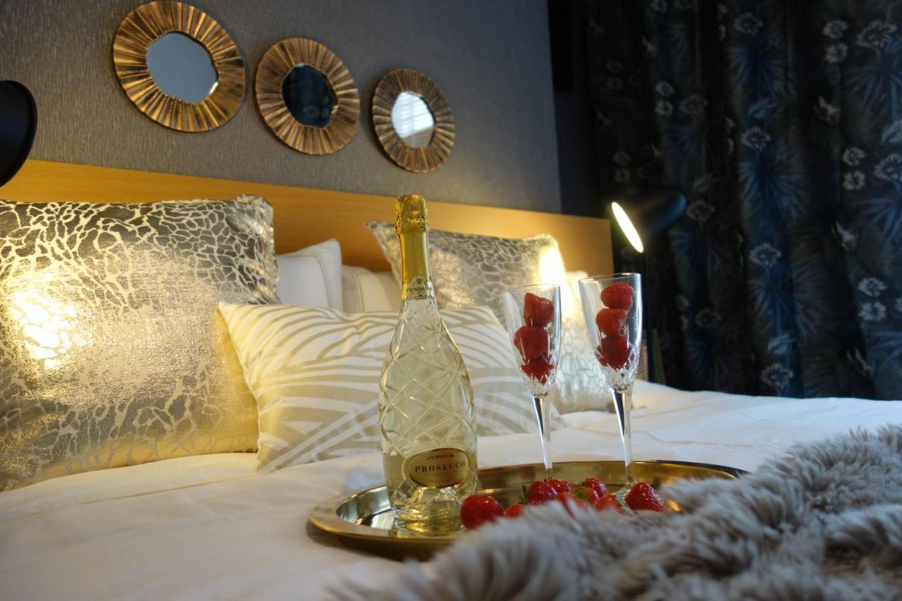 Ann Apartments Opposite The Pier With Sea View Portsmouth Ngoại thất bức ảnh
