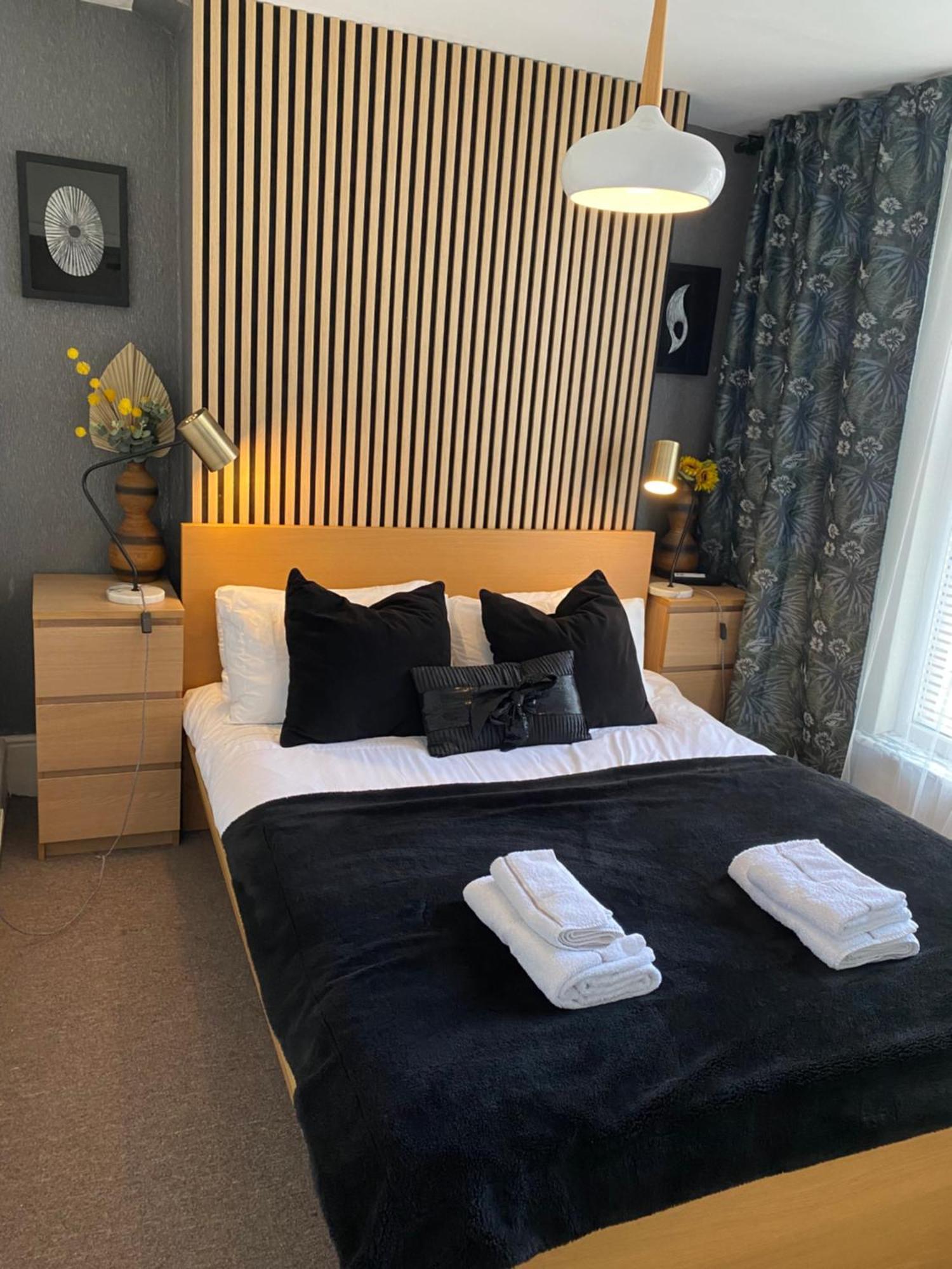Ann Apartments Opposite The Pier With Sea View Portsmouth Ngoại thất bức ảnh