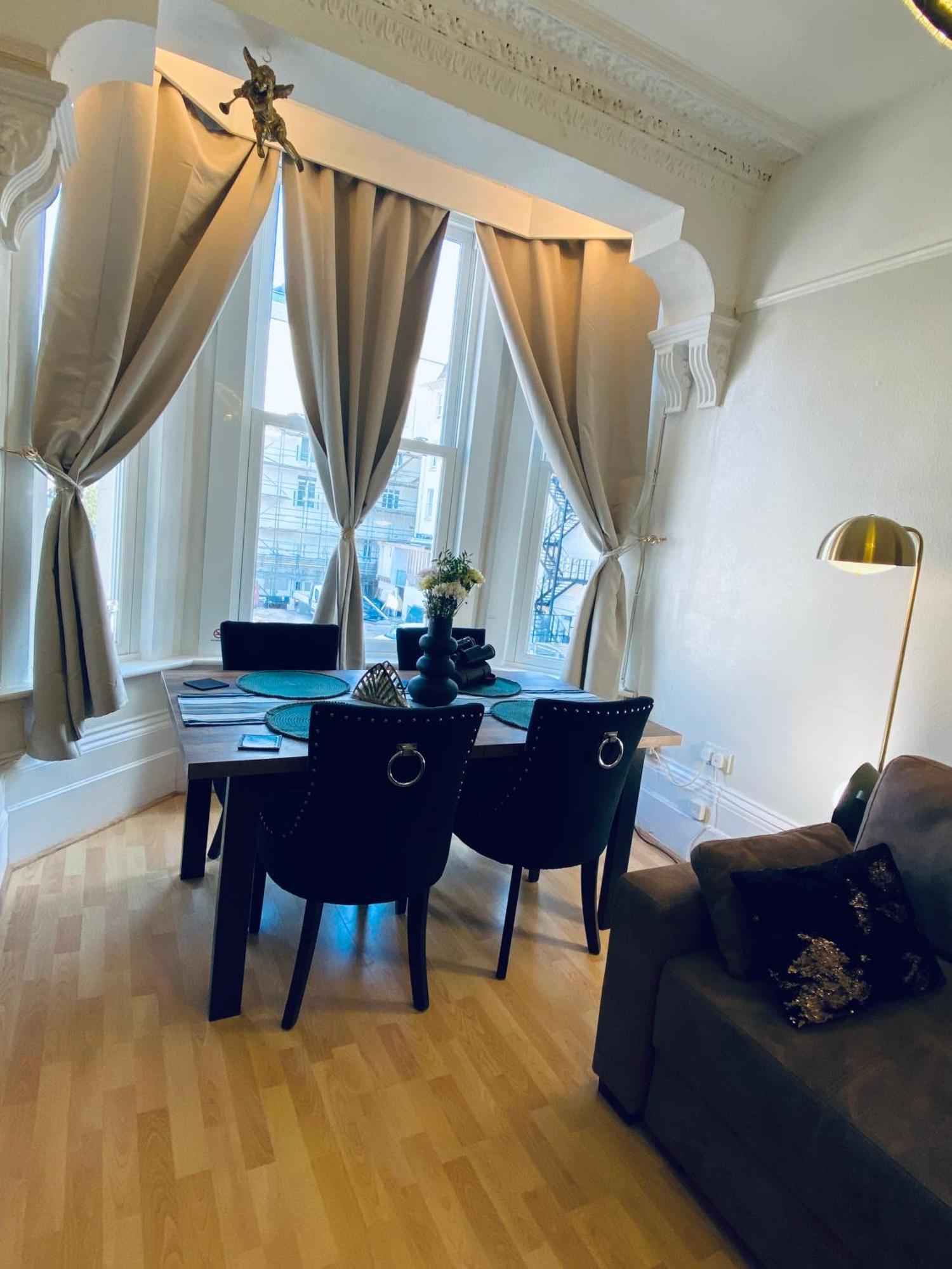 Ann Apartments Opposite The Pier With Sea View Portsmouth Ngoại thất bức ảnh